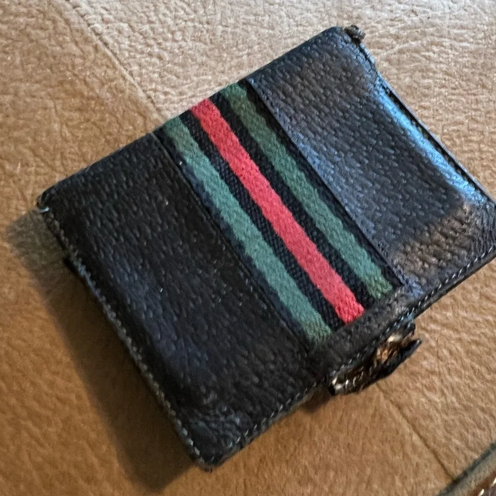 Vintage Gucci Small Black Leather Wallet
